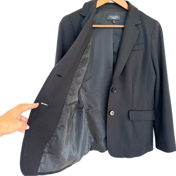 Talbots fitted blazer, single breasted, in a stretch fabric blend, lined - Picture 8 of 13